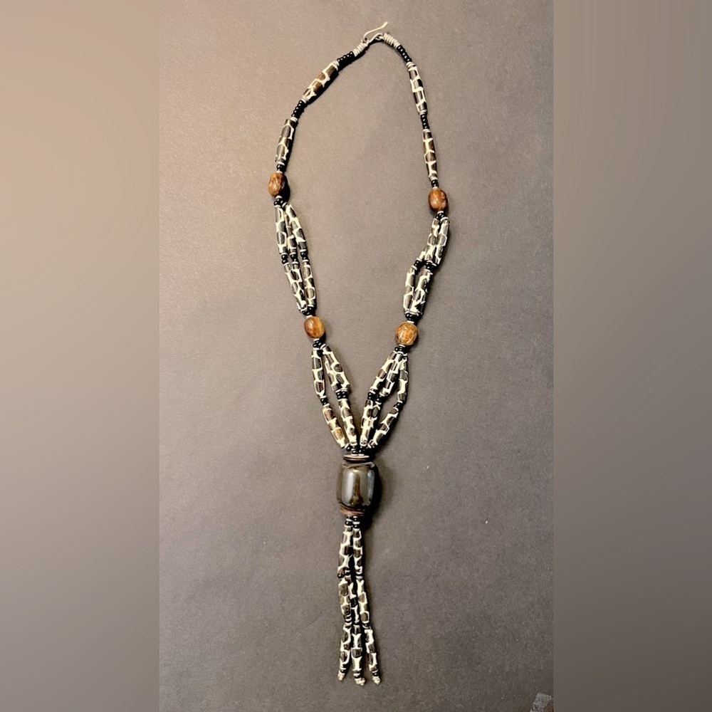 90’s Animal Print Necklace- Giraffe